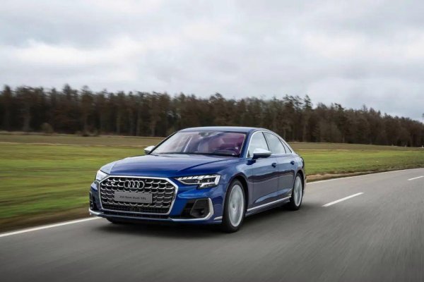 体育游戏app平台前脸六边形中网搭配矩阵式LED大灯-开云「中国」kaiyun网页版登录入口