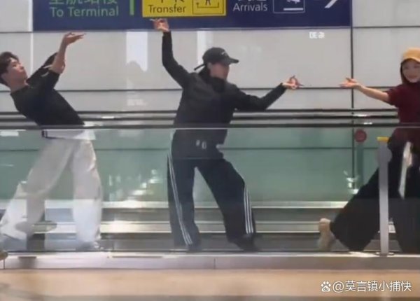 开云体育水袖轻扬的方式超吸睛-开云「中国」kaiyun网页版登录入口